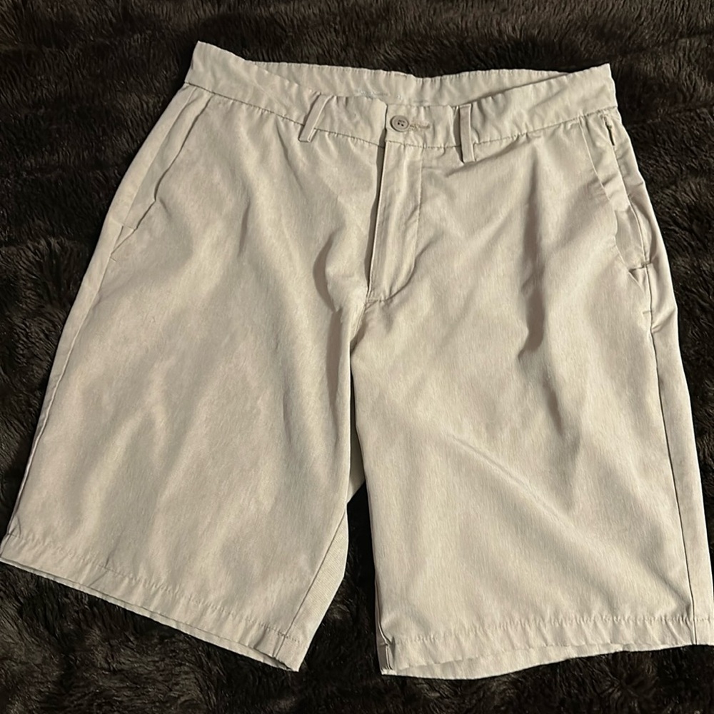 Old Navy active khaki shorts size 30